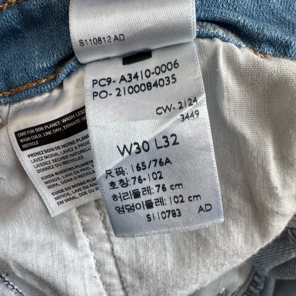 Women's 726 Flare Levi Jeans - Picture 5 of 9